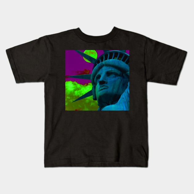 liberty American aesthetic Kids T-Shirt by svksesmatamv